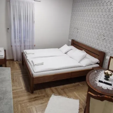 Guest house Ordoglovas Vendeghaz Bajna